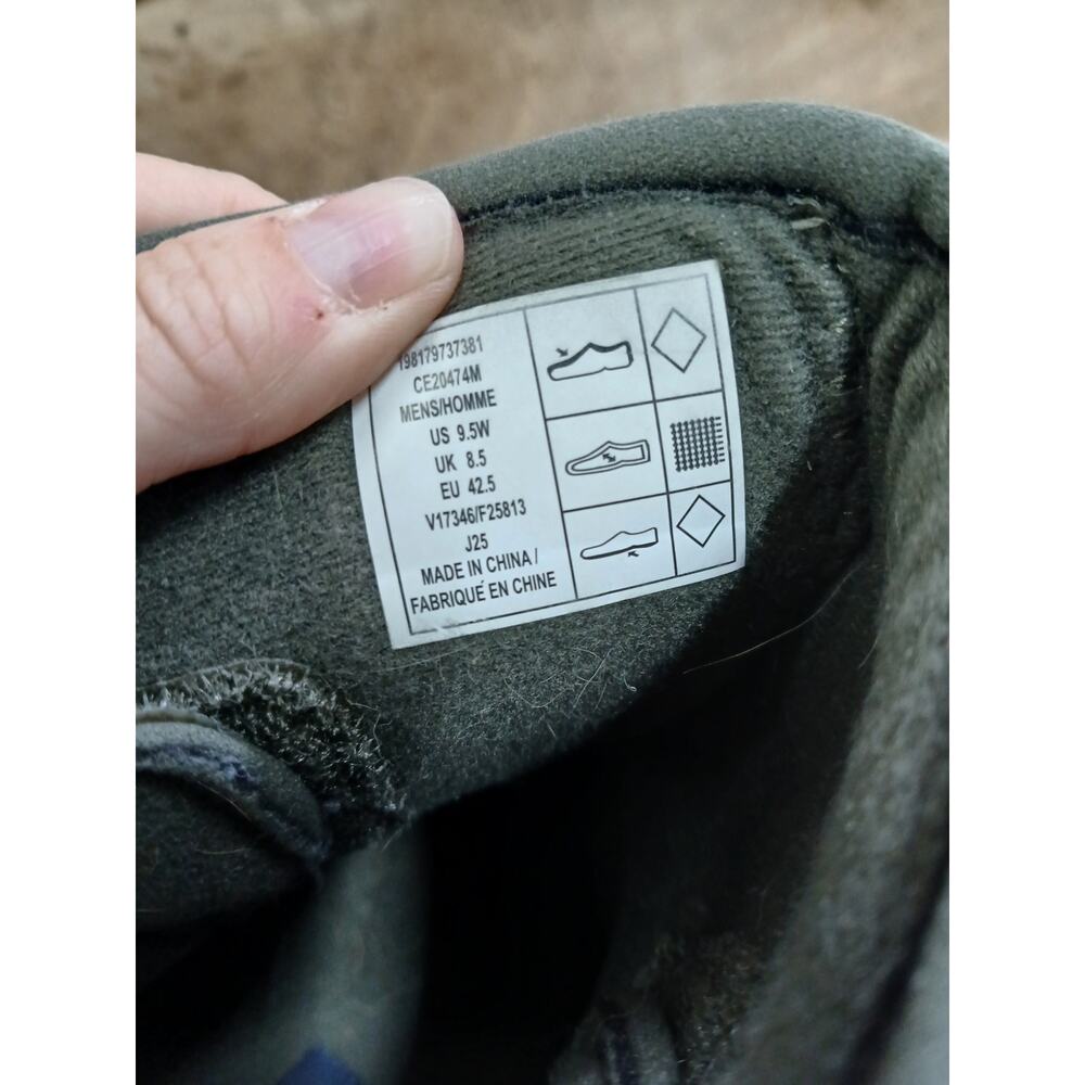 Lands' End Expedition Insulated Winter Boots for Men, size 9.5 wide - Picture 7 of 8